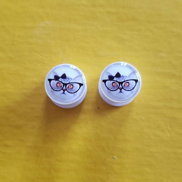 Nerd kitty plugs - Picture 1 of 2